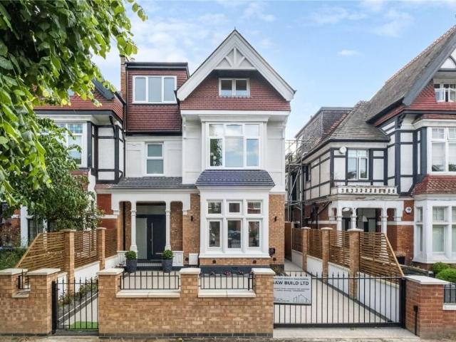 Studio for rent in Dollis Hill, Greater London
