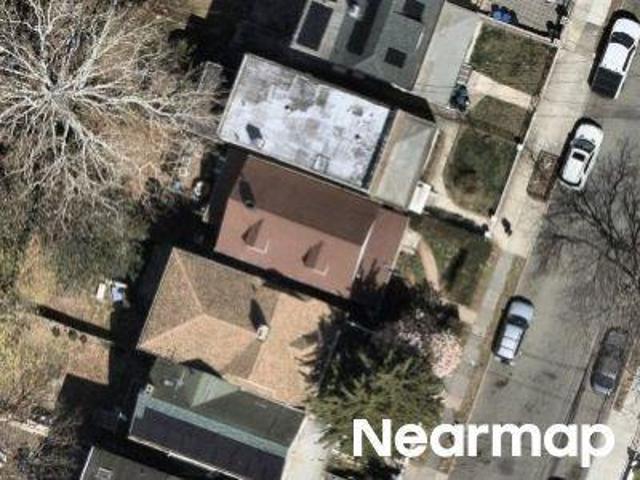 House for sale in The Bronx, Arverne