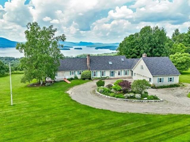 House for sale in Derby, Vermont