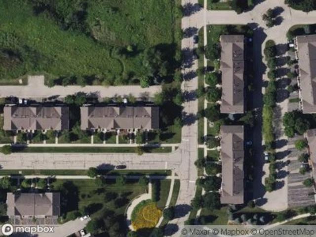 Condo for sale in Gilberts, Illinois