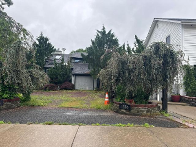 House for sale in Yaphank, Town of Brookhaven