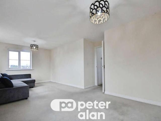 Apartment for rent in Somerton, Newport