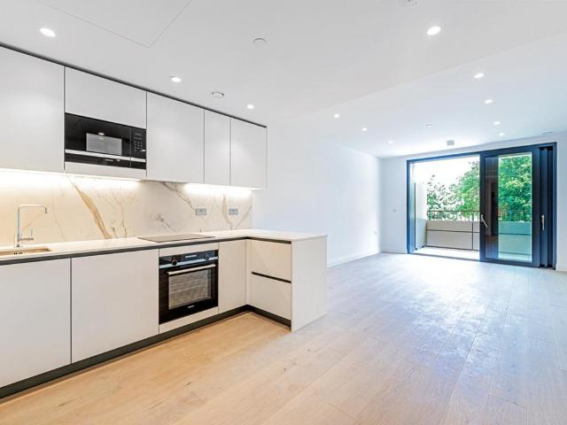 House for rent in Sands End, Greater London
