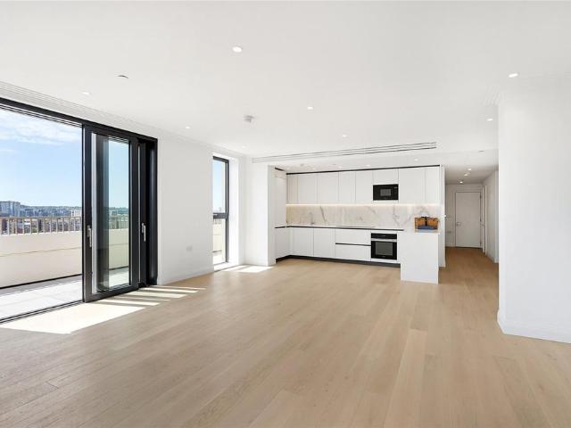 Apartment for rent in Sands End, Greater London