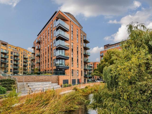 Apartment for rent in Monks Orchard, Kent