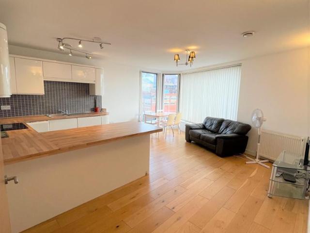 Apartment for rent in London Borough of Newham, Greater London