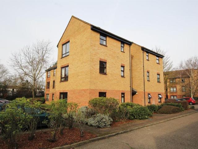 Studio for rent in Arbury, Cambridgeshire