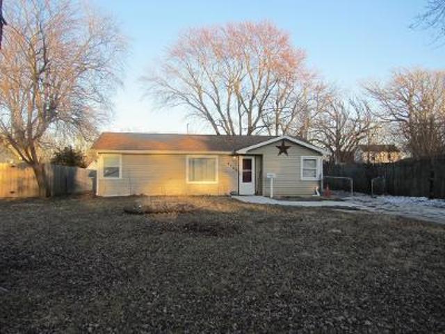 House for sale in Steger