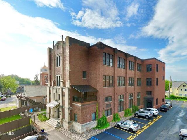 House for sale in Mechanicville