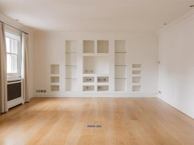 Apartment for rent in Belgravia, Greater London