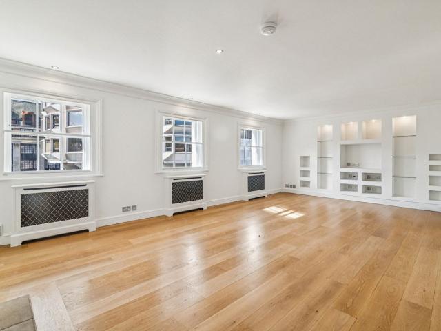 Apartment for rent in Belgravia, Greater London