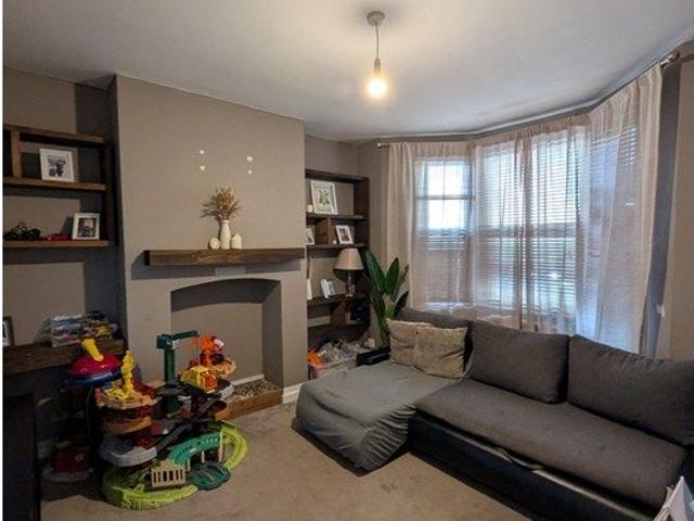 House for rent in Kingshill, Swindon