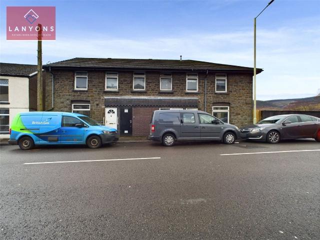 Apartment for rent in Ystrad