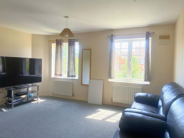 House for rent in London Borough of Hounslow, Greater London