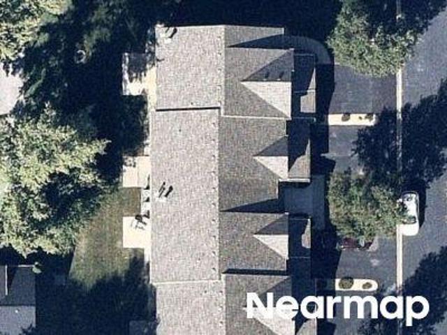 Townhouse for sale in Flossmoor, Illinois