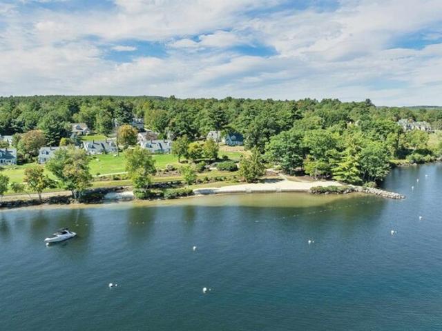 House for sale in Quinby Point, Laconia