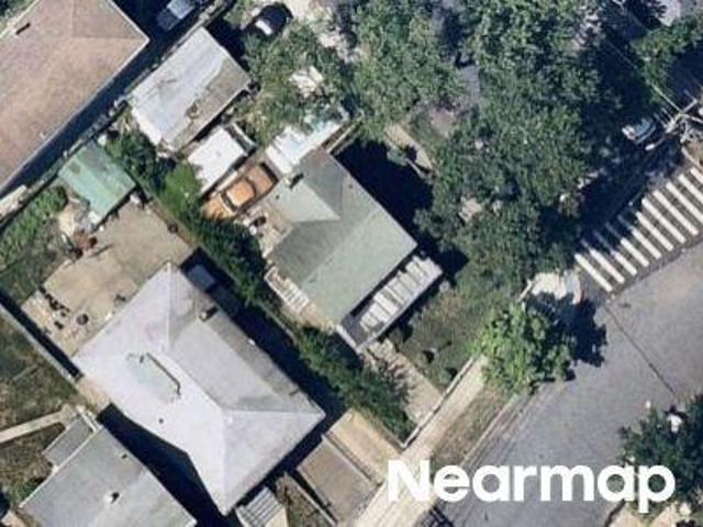 House for sale in Queens, Arverne
