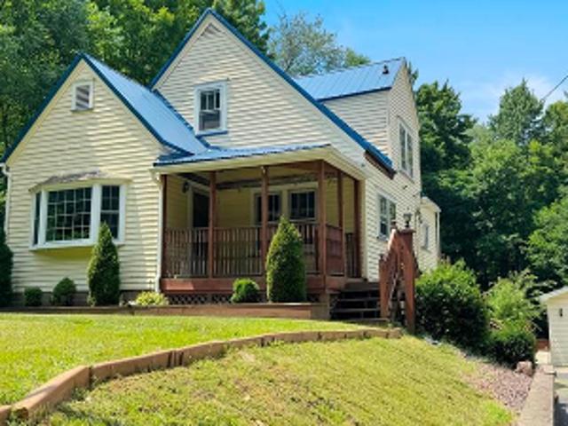 House for sale in Crawford, Pennsylvania