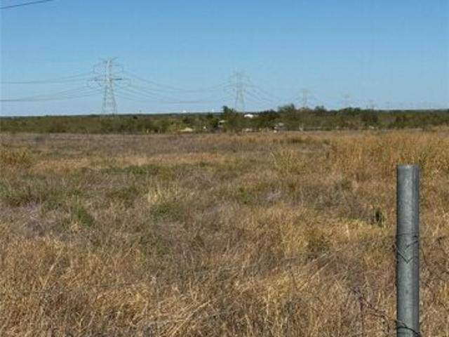 Land for sale in Lockhart, Texas