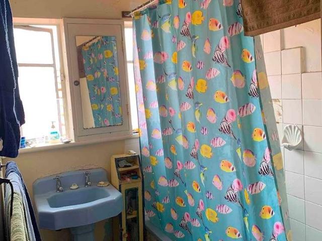 Room for rent in Camerons Creek, Victoria