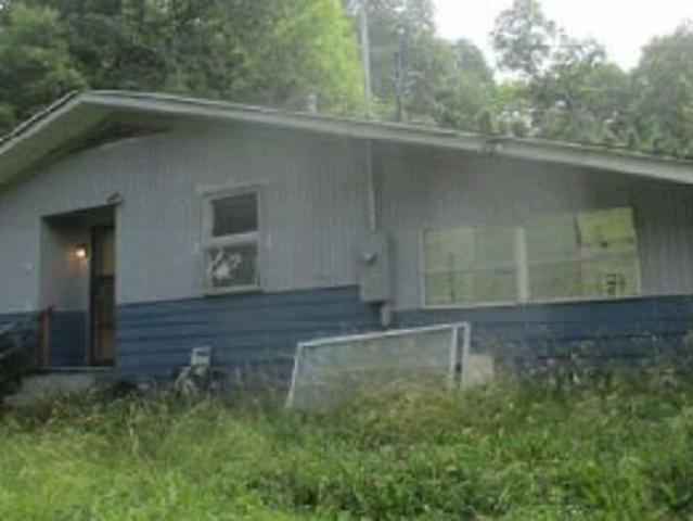 House for sale in Williamstown, West Virginia