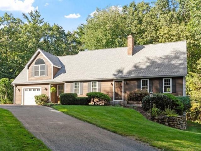 House for sale in Hubbardston, Worcester County