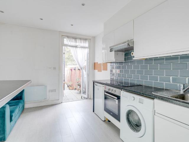 Apartment for rent in Noel Park, Greater London