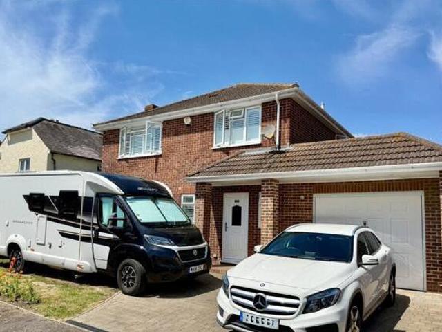 House for sale in Hamlands, Eastbourne