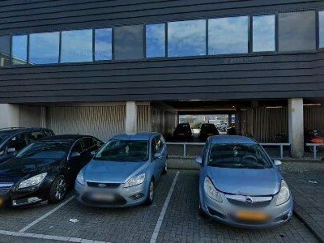 Bedrijfspand te huur in Charlois, Rotterdam