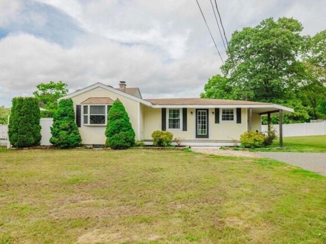 House for sale in Bristol, Massachusetts