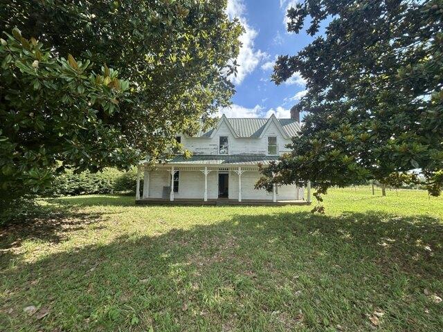 House for sale in Smithville