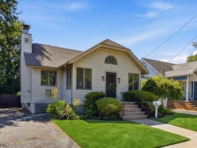 House for sale in Roselle Park, New Jersey