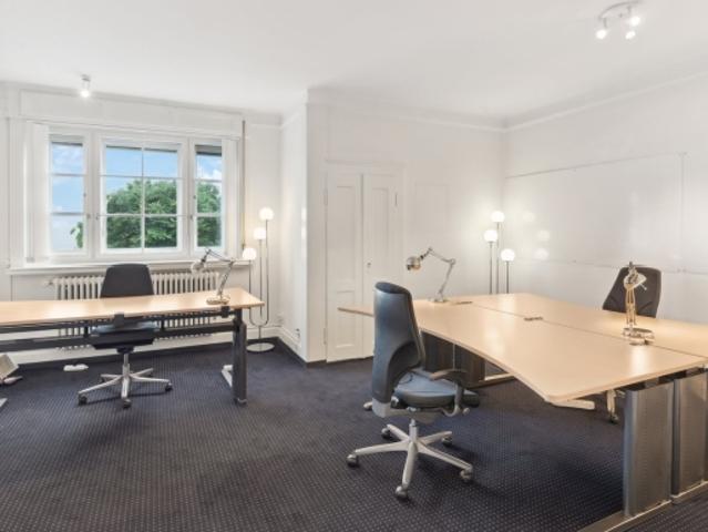 Büro mieten in Einigen, Zürich