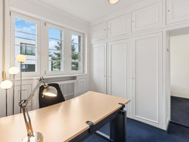 Büro mieten in Einigen, Zürich