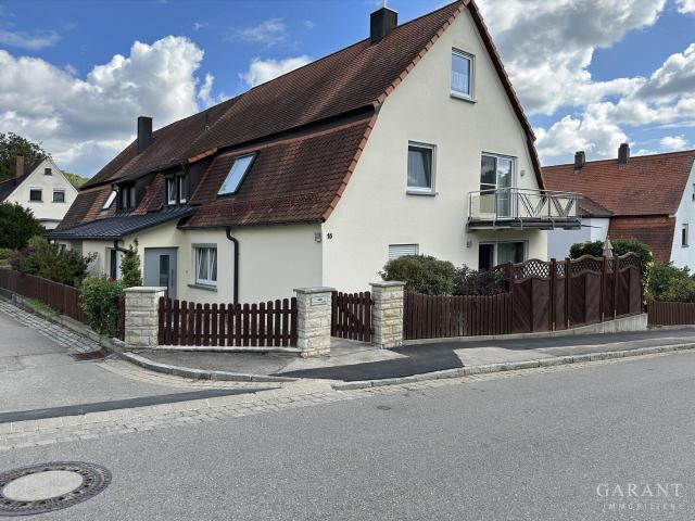Doppelhaushälfte kaufen in Spalt, Landkreis Roth