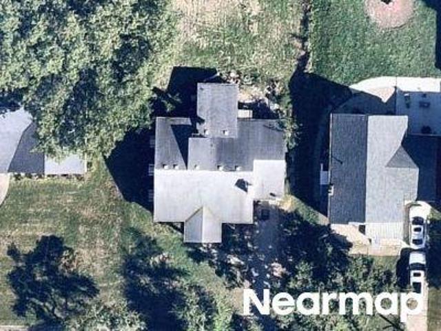 House for sale in Roselawn, Ohio