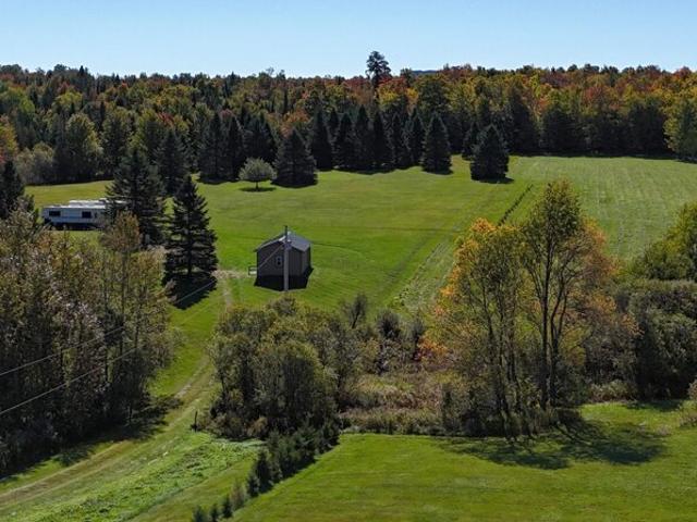 House for sale in Barton