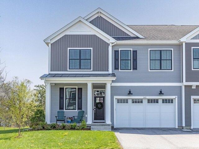 House for sale in Shelburne, Vermont