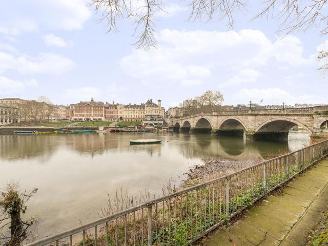 House for rent in St Margarets, Greater London