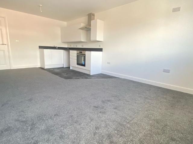 Apartment for rent in Wood End, Park Village