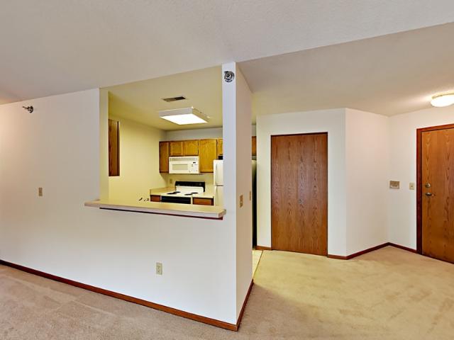 Apartment for rent in Brookfield