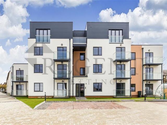 Apartment for rent in Norbiton, Greater London