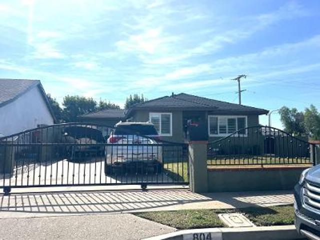 House for sale in Brea