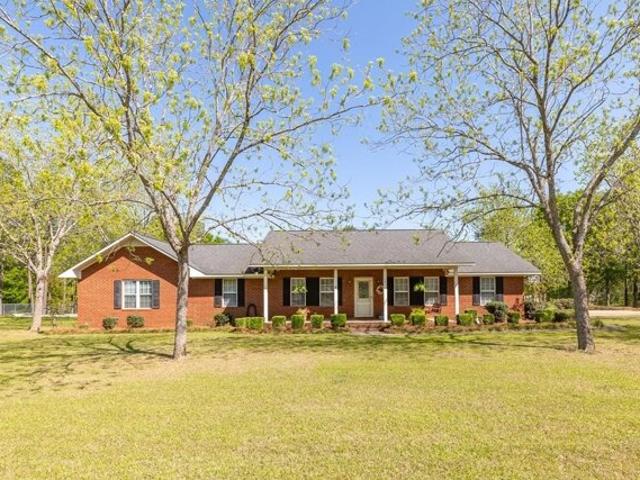House for sale in Glennville, Georgia