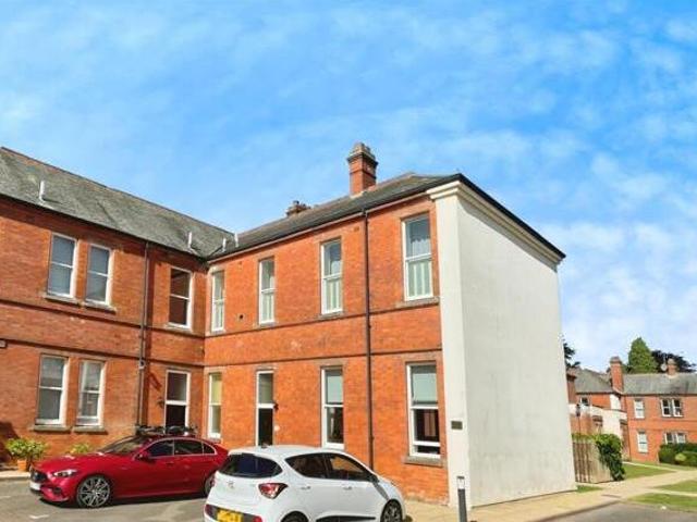 House for sale in Kingsley Moor, Staffordshire