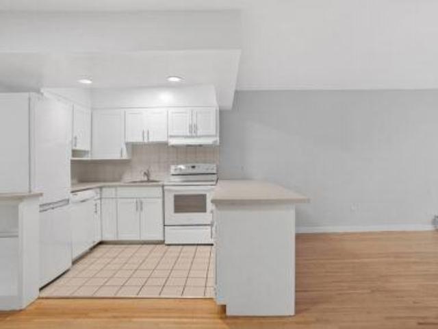 Apartment for rent in Vancouver, British Columbia