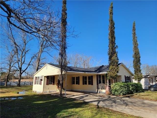 House for sale in Alexandria