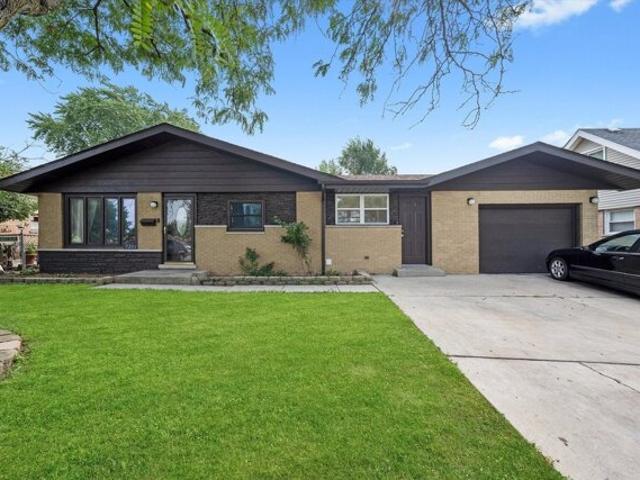 House for sale in Bridgeview