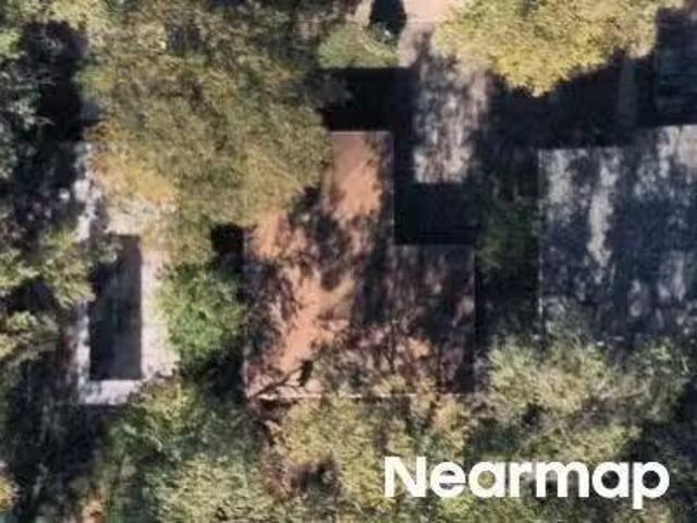 House for sale in Bedford Park
