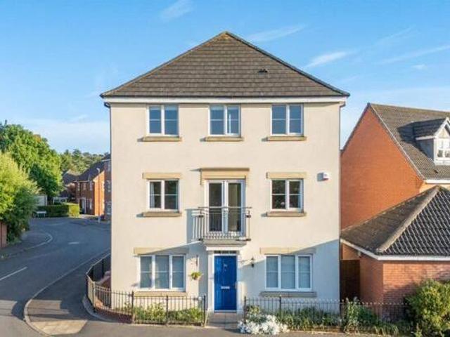 House for sale in Lyons, Greater London